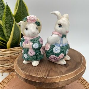 Fitz and Floyd 1991 Bunny Rabbit Salt and Pepper Shakers